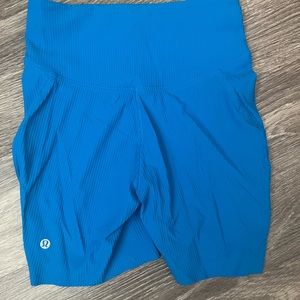 Poolside blue lululemon 6’ biker shorts